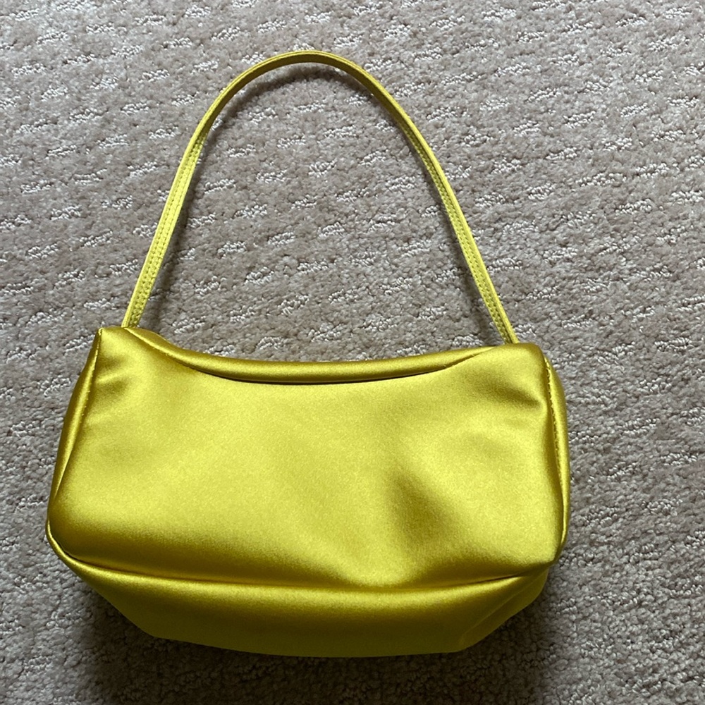 Chartreuse silky purse
